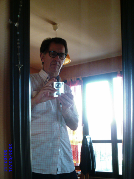 Photo : Clavier propose chansons francaises