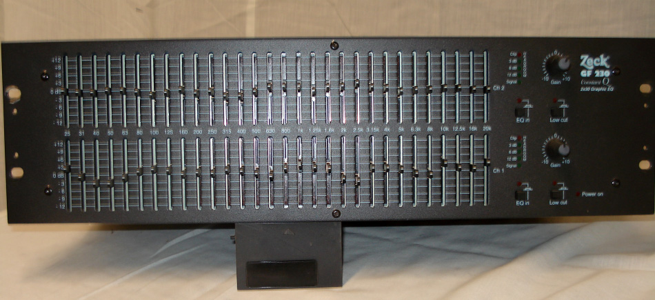 Photo : Egaliseur        ZECK GF 230