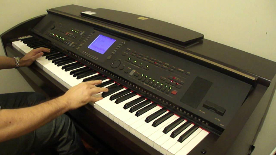Photo : Yamaha Clavinova CVP 303