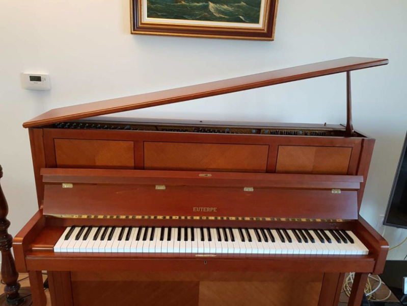 Photo : Piano   droit   Euterpe Langlau authentique