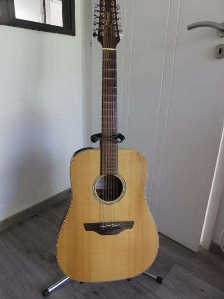 Photo annonce TAKAMINE    12   cordes EG510S electro acoustique