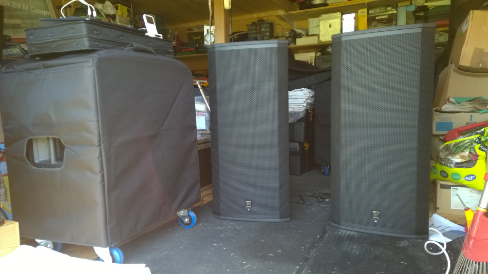 Photo : Electro Voice ETX systeme de diffusion