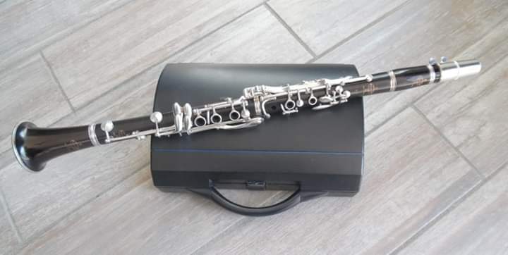 Photo : Buffet Crampon E13 Clarinette sib retamponnee