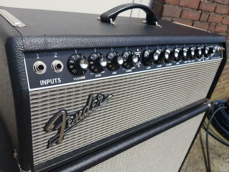 Photo : Fender  Bassman  500 + 410 neo cabinet