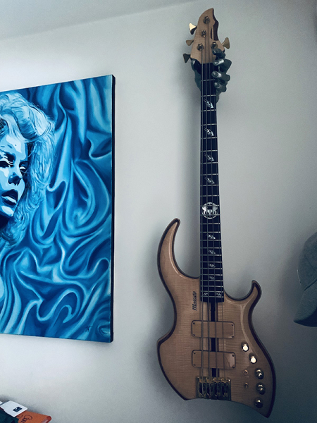 Photo : Basse  4 cordes  Moscato modele Funk