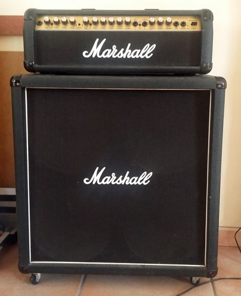 Photo : Marshall        Valvestate 8100 + Baffle 8412