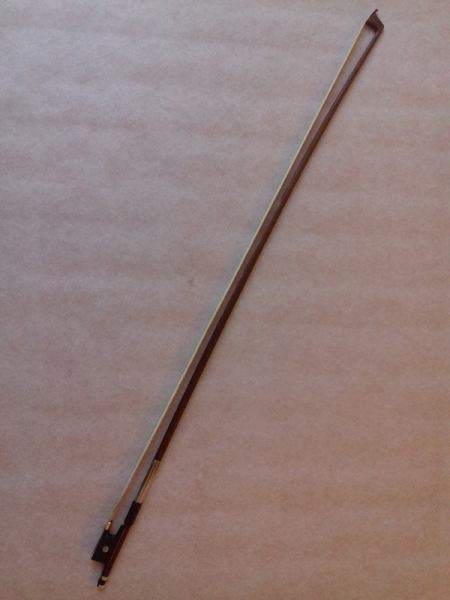 Photo : Archet de violon ancien en Pernambouc