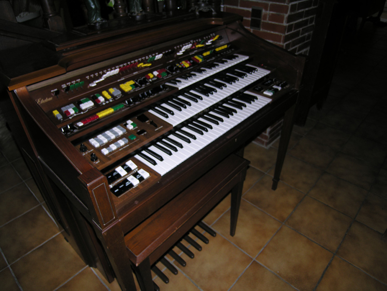 Photo : Orgue   Yamaha   Electone D85 de 1982
