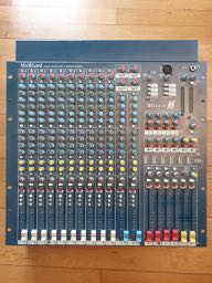 Photo : Allen & Heath WZ14 4 2+