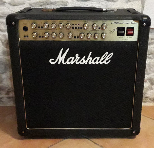 Photo : MARSHALL        30th Anniversary 6101 combo 100W