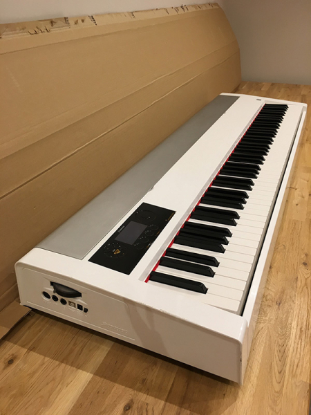 Photo : Studiologic Numa 88 touches