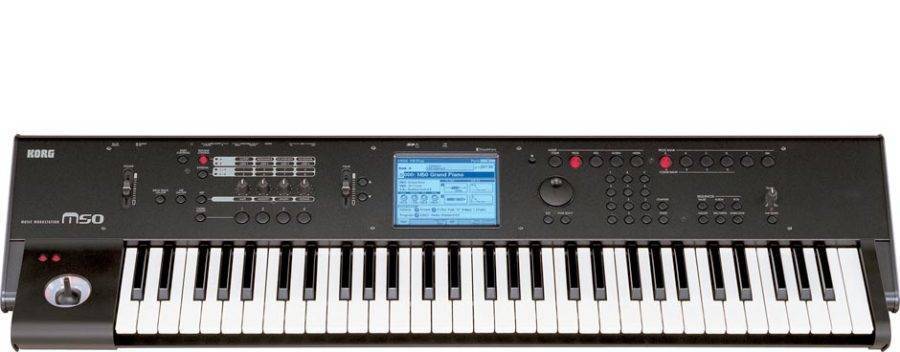 Photo : Korg      73     notes M50 73 Workstation