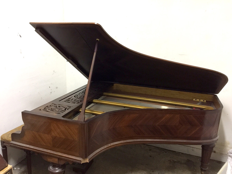 Photo : Piano          quart de queue ERARD N 97311