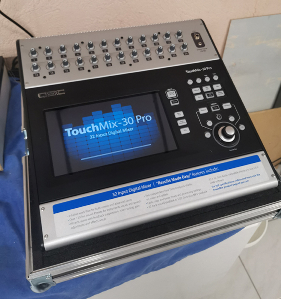 Photo : QSC   Touchmix   30 PRO