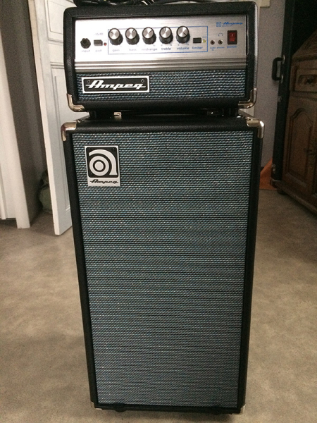 Photo : AMPEG           Micro VR + SVT 210 AV