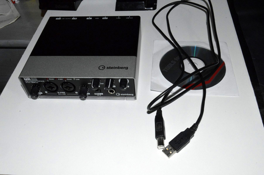 Photo : Steinberg      UR22