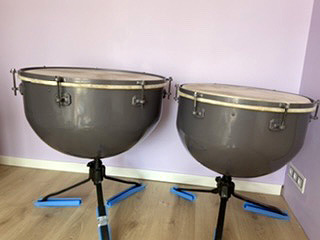 Photo : Timbales        en peaux animales 