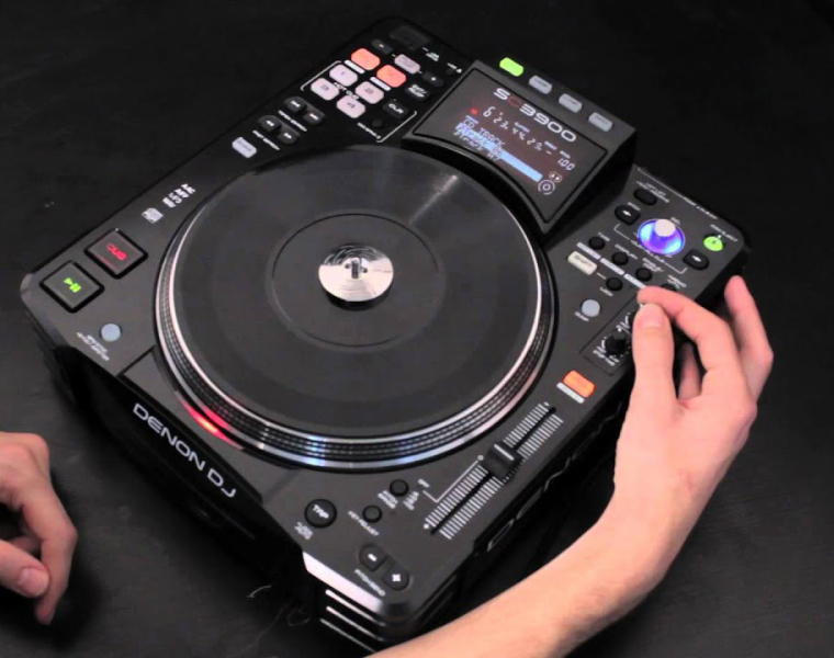 Photo : Denon         SC3900