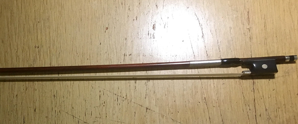 Photo : Archet   violon  de Charles Nicolas Bazin