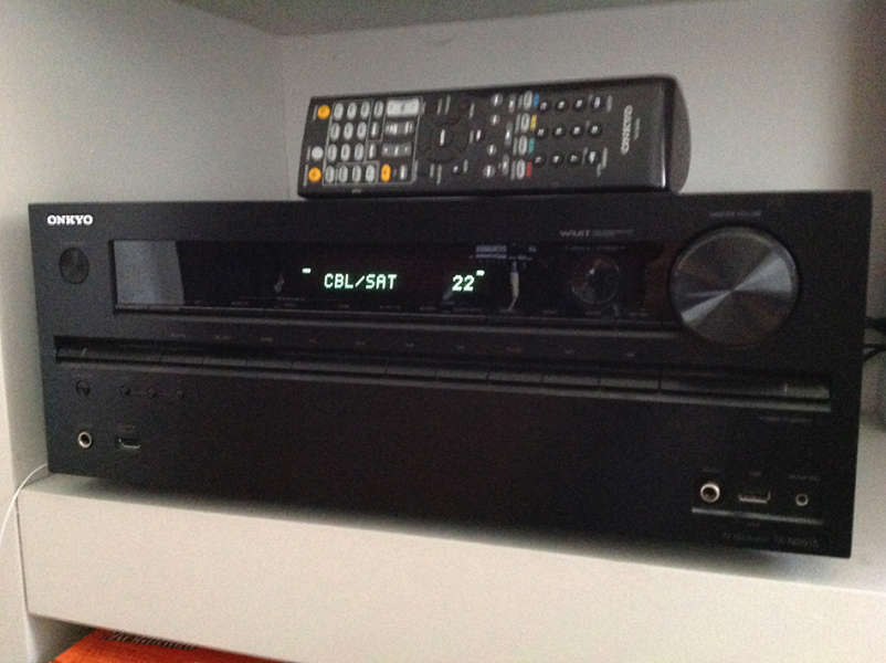 Photo : ONKYO           TX NR 515