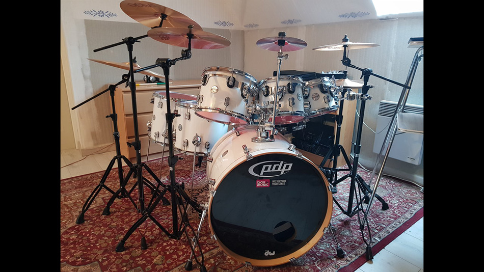 Photo : PDP    Concept   7 futs complete