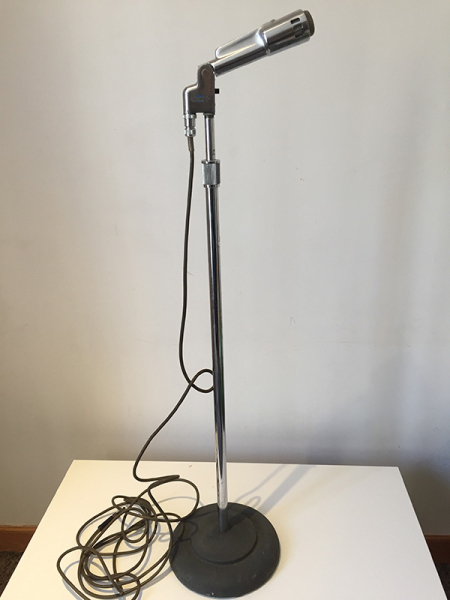 Photo : Micro     Electrovoice 664