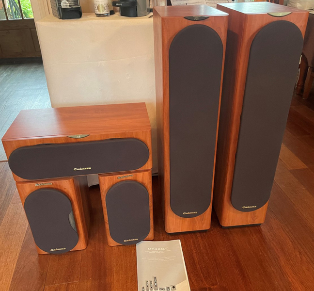 Photo : CABASSE          ENCEINTES serie JAVA MT 420