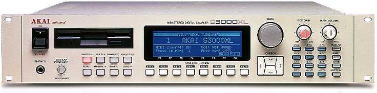 Photo : AKAI            S3000XL