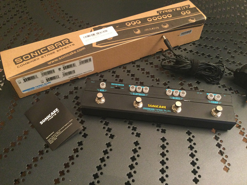 Photo : Sonicake         Twiggy Blues