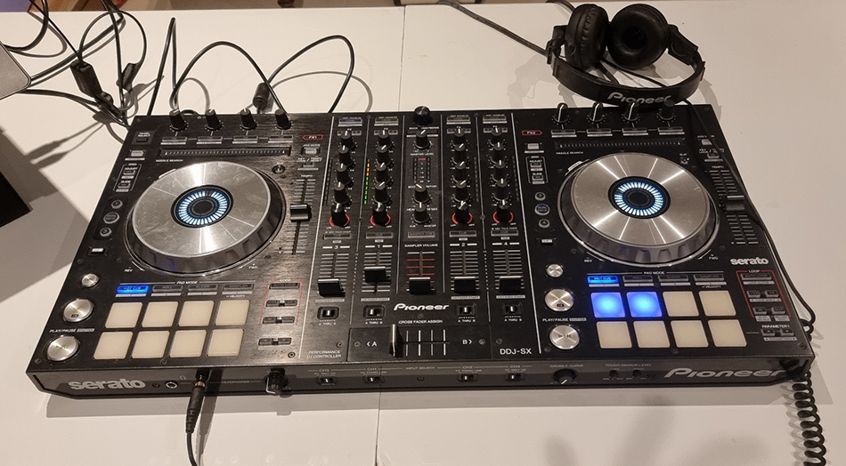 Photo annonce PIONEER    DDJ   SX + Sono + accessoire