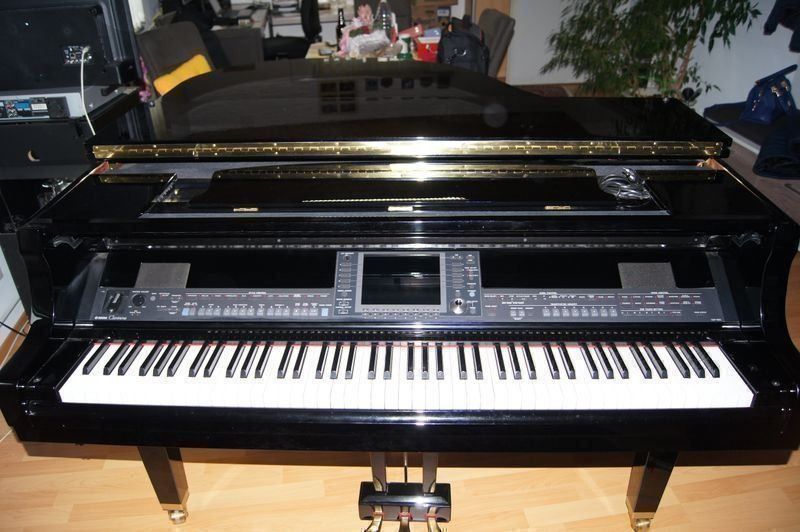 Photo : Yamaha    CVP    709 GP ou CGP 1000