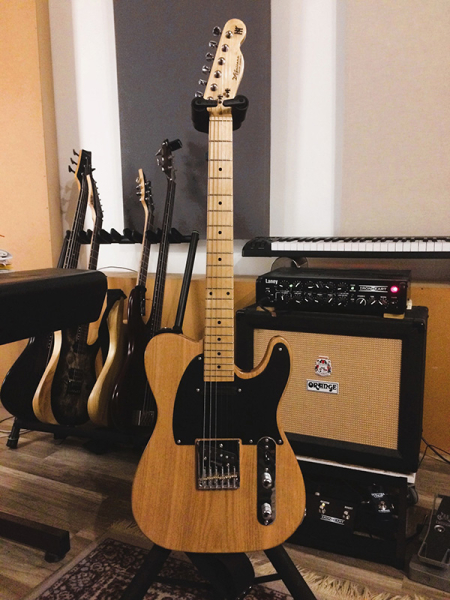 Photo : Guitare & basse Cours a Ecrosnes