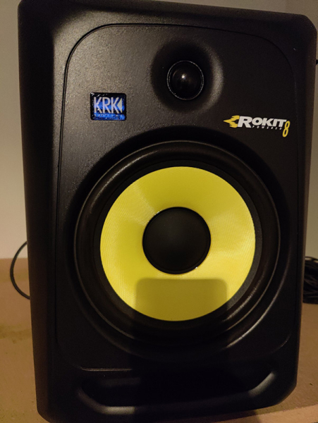 Photo : KRK      ROKIT      8 paire quasi neuve
