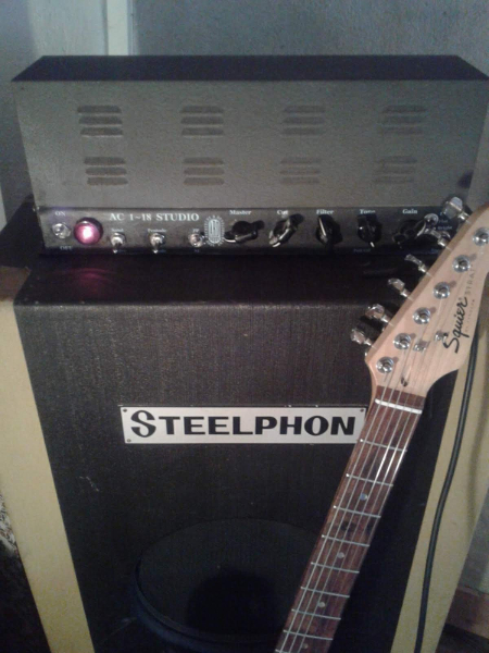 Photo : Vox            Amplis clone