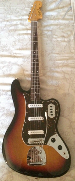Photo : FENDER    BASS   VI Baritone Limited Edition