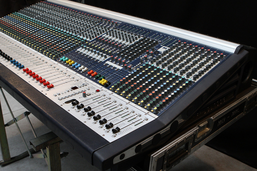 Photo : Soundcraft       MH3 32 4
