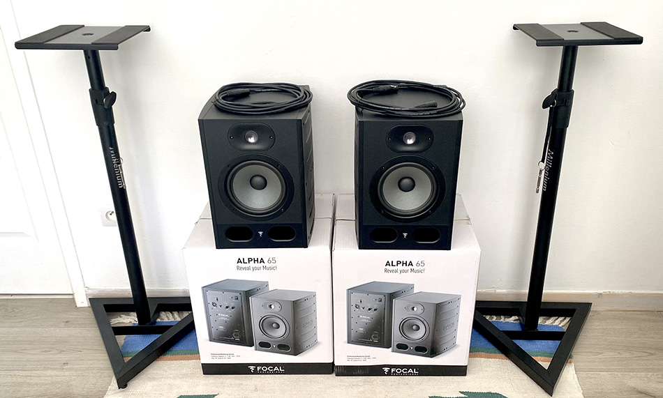 Photo annonce Focal    Alpha   65 + 2 XLR 4 5m + 2 pieds 