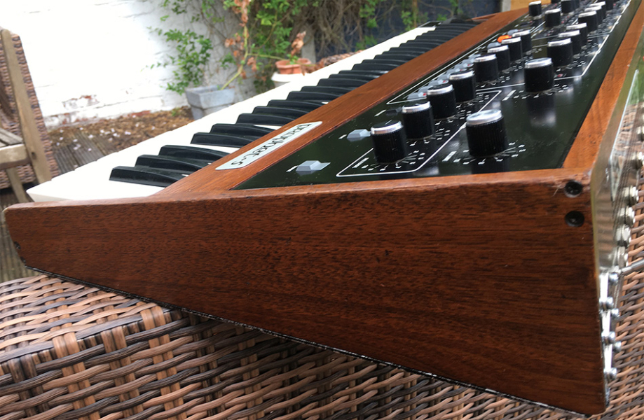 Photo : Sequential       Prophet 5 rev2