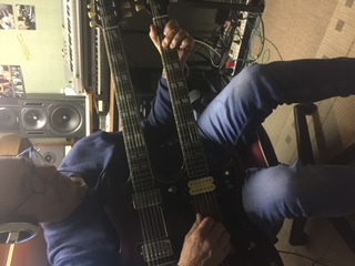 Photo : Chanteuse style pop francaise