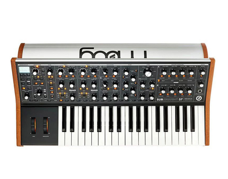 Photo : Moog             Music Subsequent 37