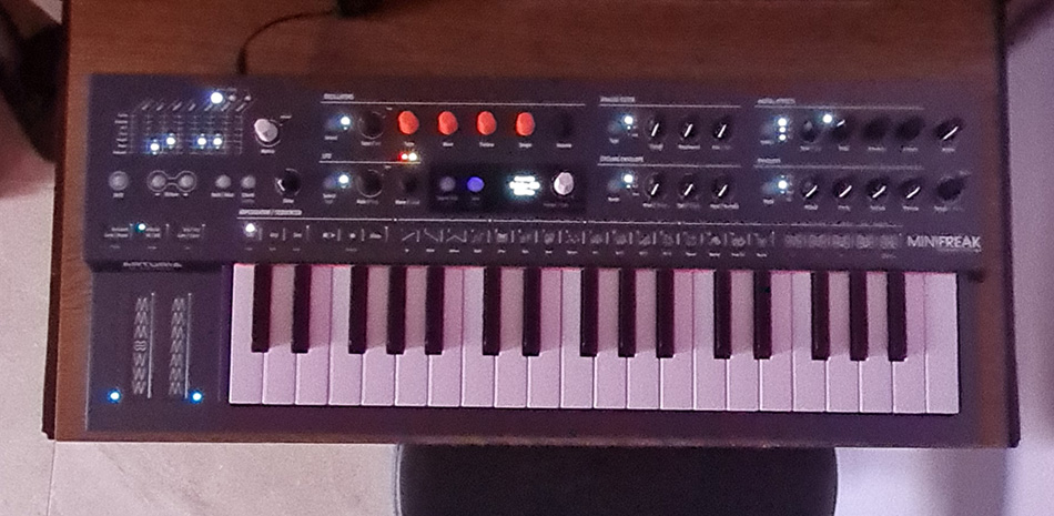 Photo : ARTURIA      MINIFREAK