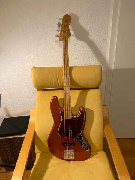 Photo : FENDER   PLAYER  PLUS
