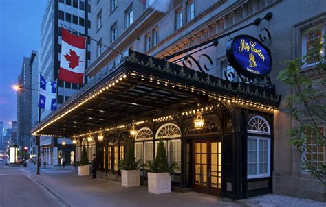 Photo : HOTEL RITZ CARLTON CANADA recherche artistes
